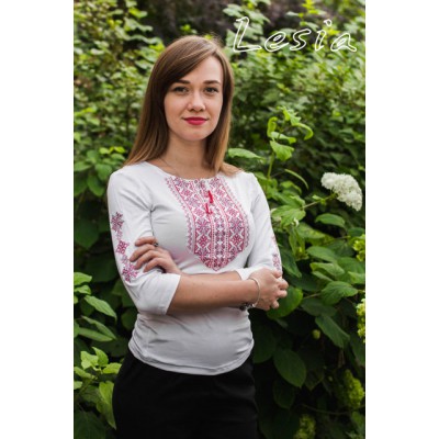 Embroidered t-shirt with 3/4 sleeves "Lace" red on white